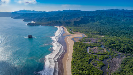 ROCA BRUJA COSTA RICA