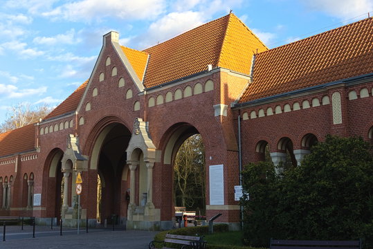 The gate of the central cemetery, Szczecin.