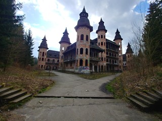 Obraz premium Castle in Lapalice (Kaszuby, Poland)