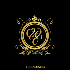 C & G / CG logo initial vector mark. Initial letter C and G CG logo luxury vector mark, gold color elegant classical symmetric curves decor.