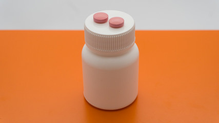 drug container with pills