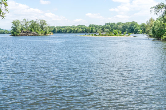 「Doanu」の写真素材 19件の無料イラスト画像 Adobe Stock
