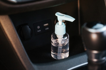 Regular use of hand gel sanitizer prevents corona virus from spreading. Anti bacterial sanitizer are environmentally safe. Keep inside car and use before driving