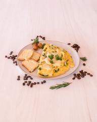 Huevos con queso desayuno 
