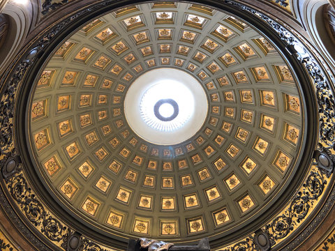Interior of breathtaking Metropolitan Cathedral of Buenos Aires