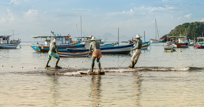 Estatua pescadores Buzios 2