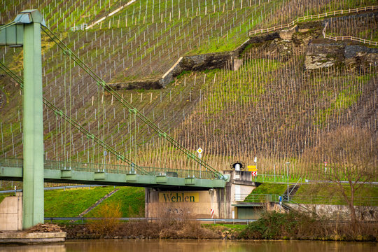 wehlen bridge over the mosel