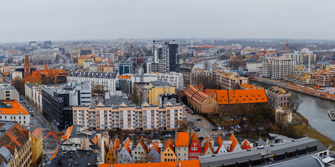 Panoramas of the old city of Wroclaw and the picturesque river Odra.