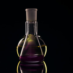 Image of glass vessels. Flasks.