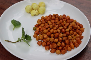 Chick pea or soaked gram, healthy breakfast 