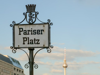 Fototapeta na wymiar Sign of a Berlin square
