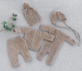 knitted newborn baby clothes