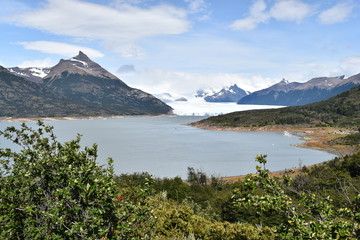 Naklejka premium Beautiful Perito Moreno Glacier in El Calafate in Patagonia, Argentina in South America