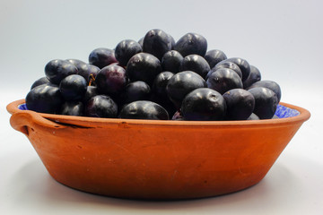 bowl of grapes