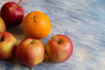 apples on wooden table