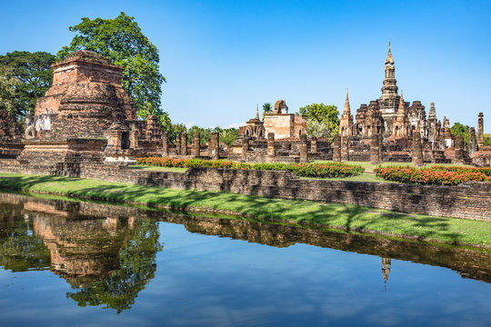 View of the Sukothai historical park, a UNESCO World Heritage Site, Thailand.