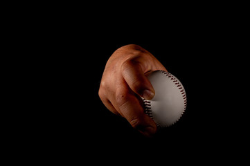 右手投げ投手の多彩な変化球の握り方