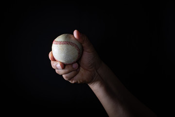 様々な変化球と直球の握り方