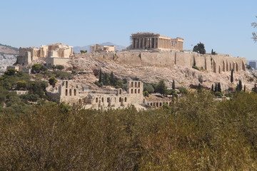 Fototapeta na wymiar Vue sur le Parthénon à Athènes
