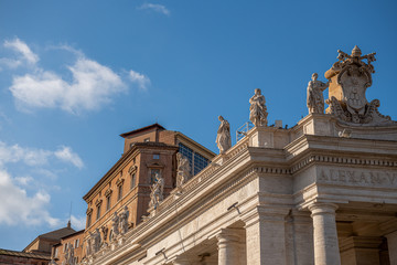 Plac Świętego Piotra i okno papieskie. Watykan, Włochy	 - obrazy, fototapety, plakaty