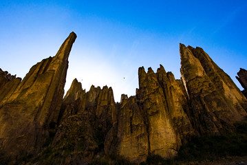 Naklejka premium Sunset with Rocky Mountains and some Pointy in the 