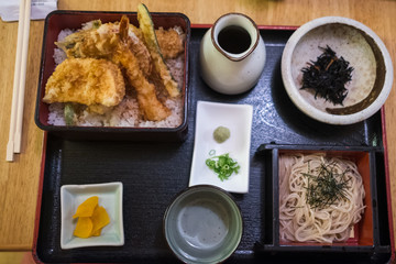 Buckwheat noodle and Tempura - dinner tray
