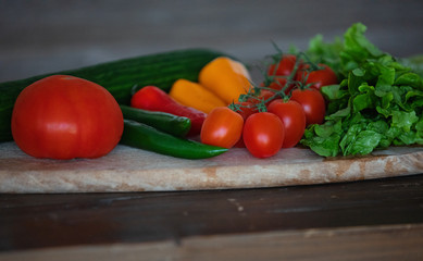 Préparation de Salade Végétarienne