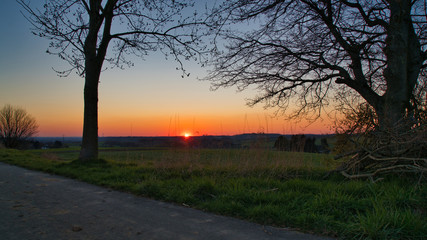 Fototapeta premium Sonnenuntergang Erkrath 31.03.2020