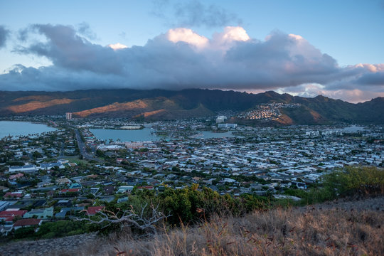 Hanama Bay sunrise - orange - golden hour - over pacific ocean