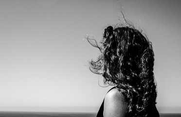 Fototapeta premium silhouette of young woman