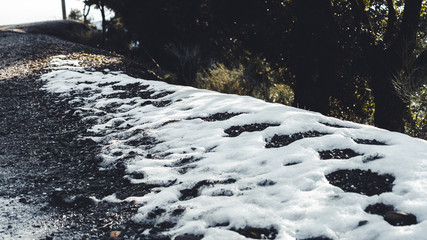 Fototapeta premium Nieve al final del invierno