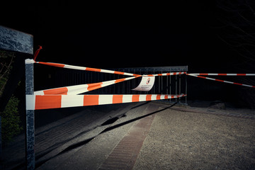 Abgesperrter Spielplatz