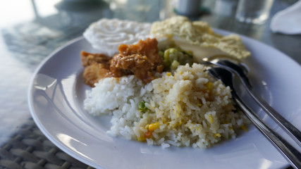 rice with chicken and vegetables