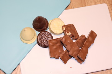 Different types of chocolates and alfajores.