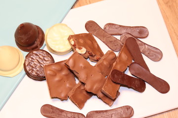 Different types of chocolates and alfajores.