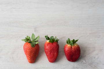 fresas fruta frutería mercado vegano