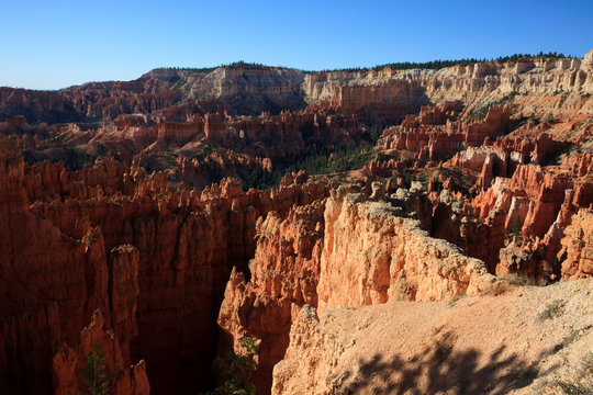 Utah / USA - August 22, 2015: View at Bryce Point in Bryce Canyon National Park, Utah, USA. © PaoloGiovanni