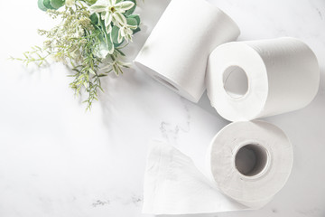 トイレットペーパー、トイレ、紙、日用品、ティッシュ