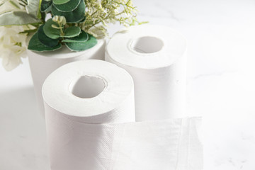 トイレットペーパー、トイレ、紙、日用品、ティッシュ