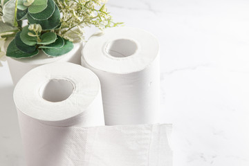 トイレットペーパー、トイレ、紙、日用品、ティッシュ