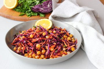 Vegetable salad with chickpeas