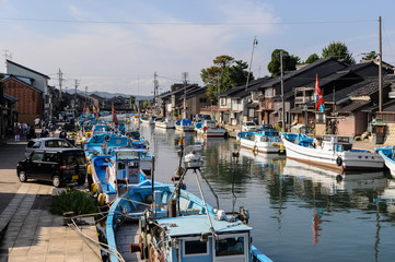 富山県新湊の港