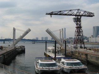 Fototapeta premium クレーンと跳ね橋