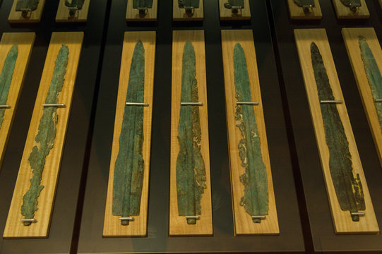 古代出雲歴史博物館　荒神谷遺跡出土品　銅剣