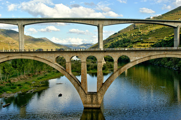Fototapeta premium Bridges over the Douro River in the city of Regua in Portugal