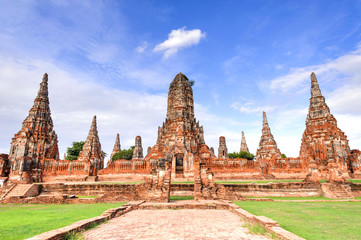 Fototapeta premium Ancient pagoda architecture Wat Chaiwatthanaram in ayutthaya ,Thailand