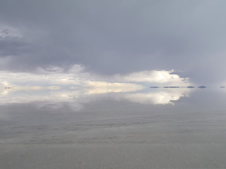 Fototapeta na wymiar clouds on the sea