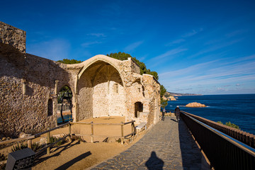Naklejka premium Tossa de Mar on Costa Brava, Catalonia, Spain.