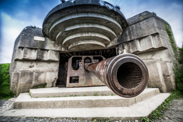 Fototapeta premium batterie de Longues-sur-Mer, canon de tir marine