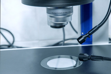 microscopic examination of a blood sample for the covind-19 test